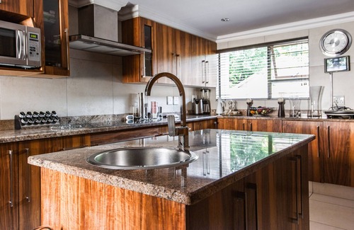 Greater Johannesburg Metropolitan Area House | #AlimamaSpaces: Manson's Bryanston House