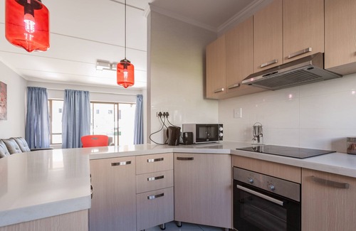Greater Johannesburg Metropolitan Area Apartment | #AlimamaSpaces: Manson Le Royale