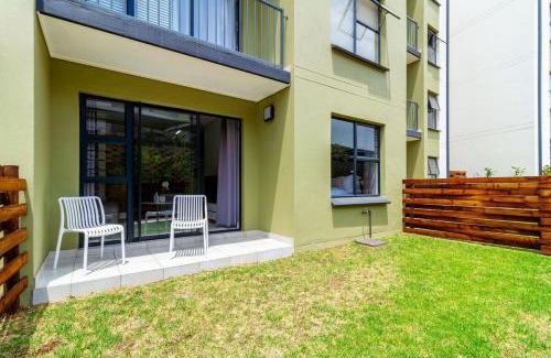 Boksburg Apartment | #AlimamaSpaces Rob's GreenPark
