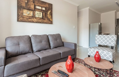 Greater Johannesburg Metropolitan Area Apartment | #AlimamaSpaces: The Rand Haven