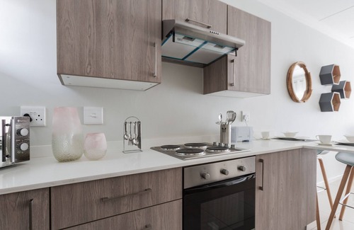 Greater Johannesburg Metropolitan Area House | #AlimamaSpaces: TIH Manson's Apartment