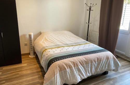 Bourg-en-Bresse Apartment | Alimentec - Clinique Convert - Calme - Parking privé -Terrasse Privée