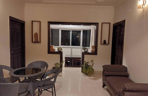 Naukuchiyatal Hotel | Alinda House Naukuchiatal By The Gaur