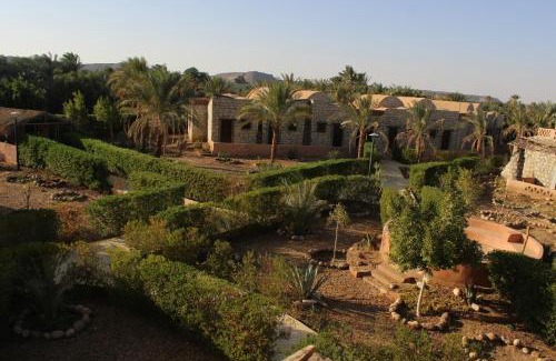 Al Bawiti Cabin | Aliyah Eco-Lodge
