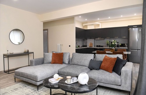 Ampelokipoi Apartment | Alkmini Apartment!