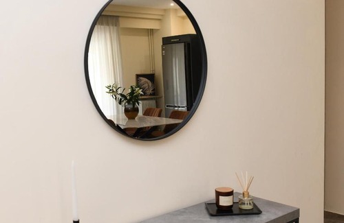 Ampelokipoi Apartment | Alkmini Apartment
