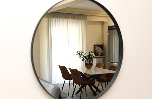 Ampelokipoi Apartment | Alkmini Apartment