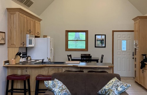 Eagle Rock House | All-Decked-Out Lakefront Cabin with gentle walk to water