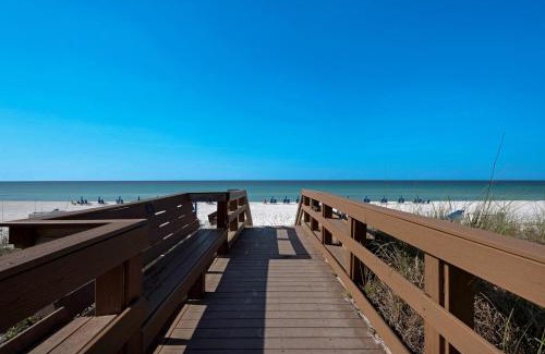Fort Walton Beach House | All Decked Out