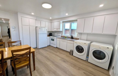 Ahuntsic Apartment | All inclusive, 3 1/2, 2 min from metro