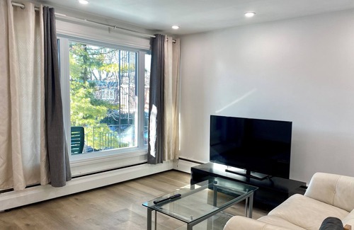 Ahuntsic Apartment | All inclusive, 3 1/2, 2 min from metro