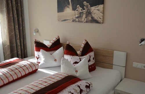 Steibis Apartment | ""all-inclusive"", 3 *** vacation apartment w/view of Hochgrat, by a ski-arena