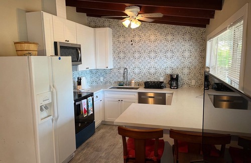 Nice Cabin | ALL INCLUSIVE AMENITIES:Kayak,SUP,Pedal Boat,PingPong,Pickleball,Movie Nt &MORE!