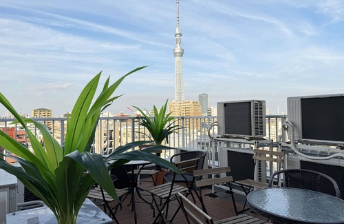 Sumida Apartment | All rooms Skytree view/Near Skytree, Ryokoku, Asakusa/private rooftop balcony