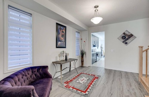 Springwater House | All-Season Chalet Retreat | Sleeps 14 | Ski & Spa