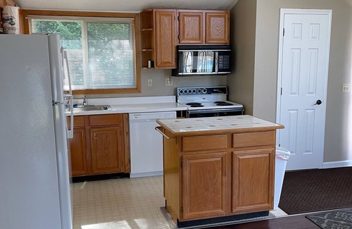 Kalkaska House | All Sport Big Blue Lake Waterfront Home With Dock