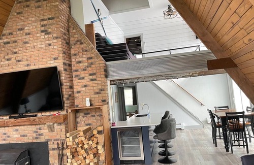 Cassopolis Cabin | All Sports Lake with Private Theater and Game Room
