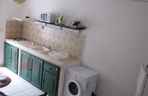 Saint-Leu Apartment | all the seaside pleasures at a very affordable price.