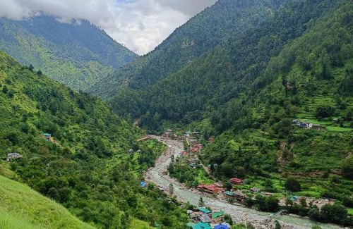 Gushaini Hotel | All view cottage tirthan valley river side