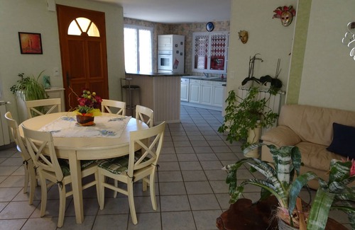 Aydat Villa | All year round near lake AYDAT comfortable house 4 persons, Auvergne volcanoes