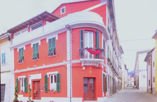 Fivizzano Bed & Breakfast | Alla Porta Di Sotto B&B