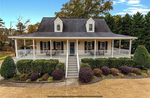 Acworth House | Allatoona Lake House with Dock
