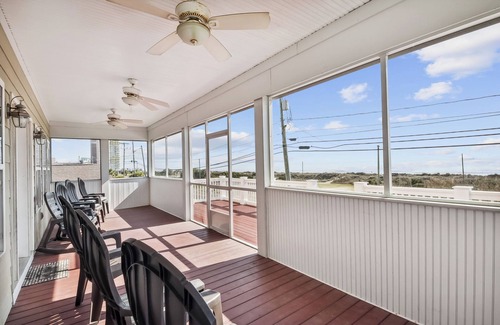 Atlantic Beach House | Allen House - 2nd Row Home in Atlantic Beach - 6 Bedrooms w/Private Bathrooms. *Unobstructed Ocean Views*