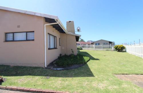 Manaba Beach Apartment | Allesreg Chalet E2