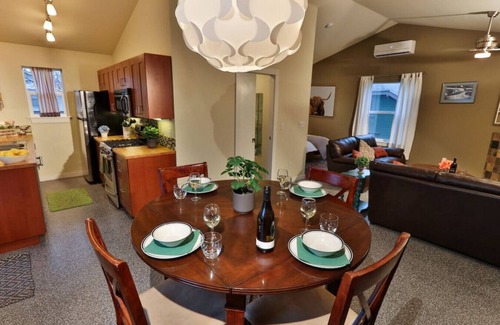 Walla Walla Apartment | Alley Studio Apt Extended Stay · Alley Studio - Extended Stay Loft Apartment