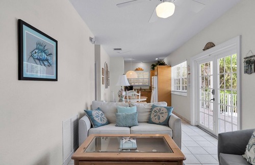 Islamorada House | Alligator Reef Lobster House, a special slice of paradise