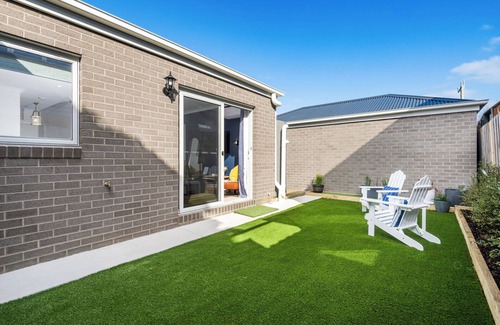 Torquay House | 'Allora, Torquay' Sum