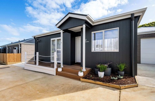 Torquay House | 'Allora, Torquay' Sum