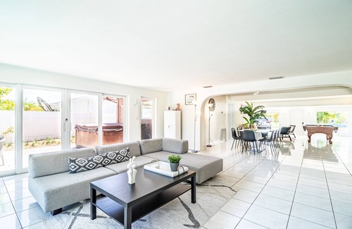 Coral Shores Villa | Allure by the Sea | 4 bdr waterfront home w/pool