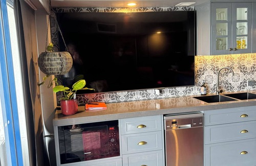 Golden Beach Apartment | Ally’s Golden Beach Retreat