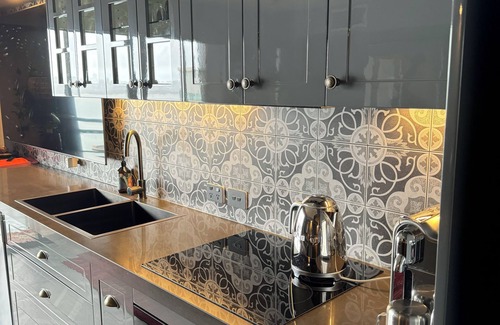 Golden Beach Apartment | Ally’s Golden Beach Retreat