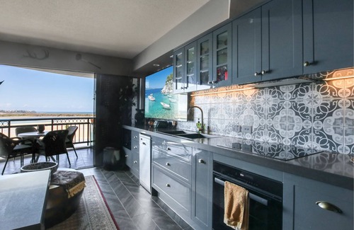 Golden Beach Apartment | Ally’s Golden Beach Retreat