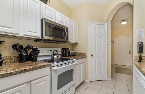 Windsor Hills Condo | ALM2781-103 Summary: