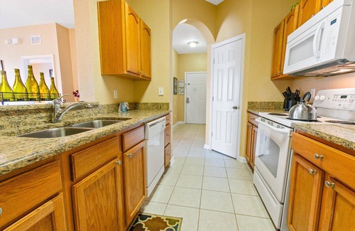 Windsor Hills Condo | ALM2813-403 Summary:
