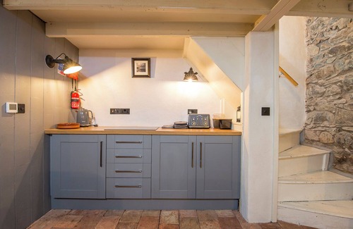 Solva Cottage | Alma Cottage, Holiday Cottage Solva, Sleeps 3, 2 bedrooms, bathrooms