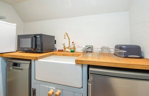 Solva Cottage | Alma Cottage, Holiday Cottage Solva, Sleeps 3, 2 bedrooms, bathrooms