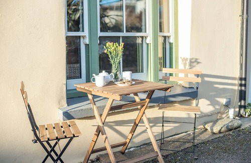 Solva Cottage | Alma Cottage, Holiday Cottage Solva, Sleeps 3, 2 bedrooms, bathrooms