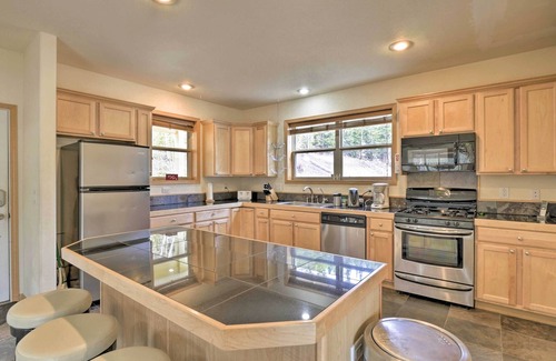 Alma House | Alma Home ~ 20 Mi to Breckenridge: Mtn Views!