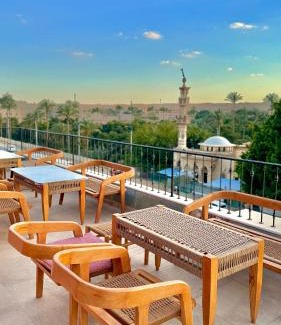 Kafrat al Jabal Hotel | Almas pyramids Hotel
