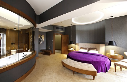 Osmangazi Hotel | Almira Hotel Thermal Spa & Convention Center