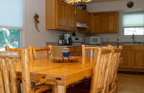 Berkeley Springs House | Almost Heaven - Grill, 3 kings, wifi, deck, pool access, hiking, wood stove