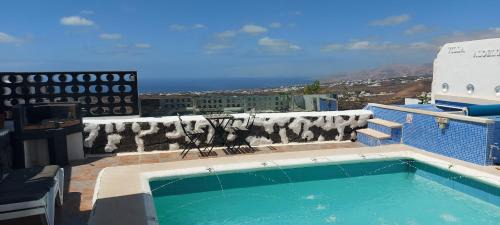 Conil House | ALOELUX VILLA ! - Private Villa with POOL , jacuzzi, cinema, massage ,wonderful view, art desing villa