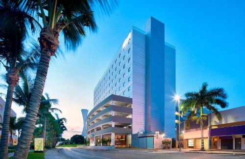 Punta Cancun Hotel | Aloft Cancun