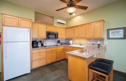 Kihei House | Aloha Aku CoCoPalm Suite – Experience Tropical Bliss