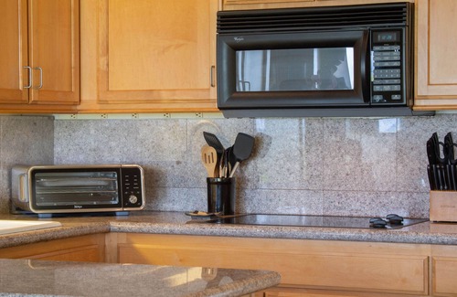 Kihei House | Aloha Aku Hula Suite – Find Peace by the Shore