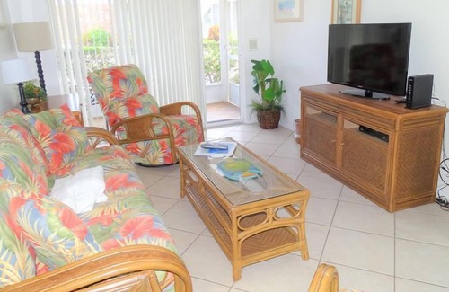 Aloha Kai House | Aloha Kai - Unit 63-close to the pool!